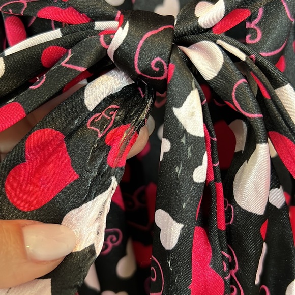 Silk Like robe from Nordstrom. Never used. In Bloom by Jonquil. Size S - Picture 3 of 3